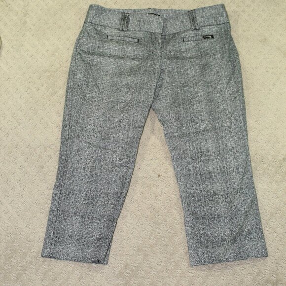Express Size 6 Black White Tweed Patterned Cotton Blend Capri Pants - Picture 1 of 5